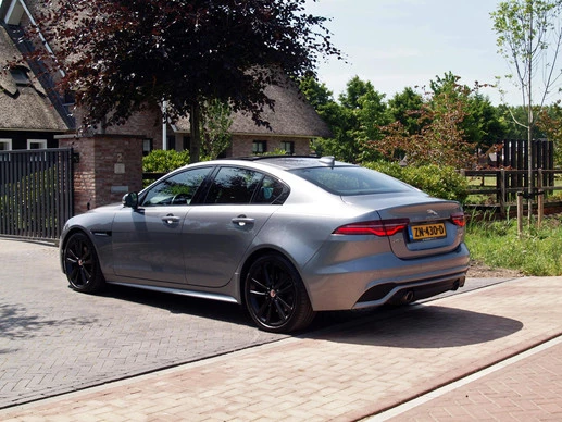 Jaguar XE - Afbeelding 8 van 30