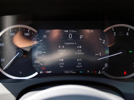 Jaguar XE - Afbeelding 21 van 30