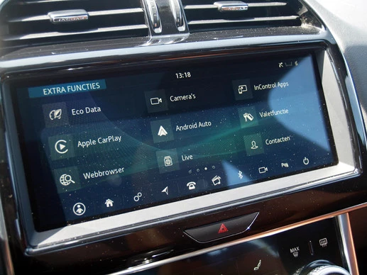 Jaguar XE - Afbeelding 24 van 30