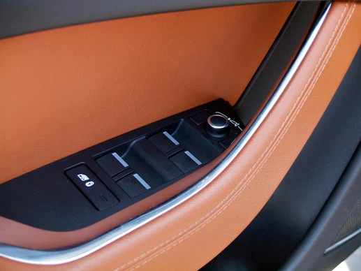 Jaguar XE - Afbeelding 30 van 30