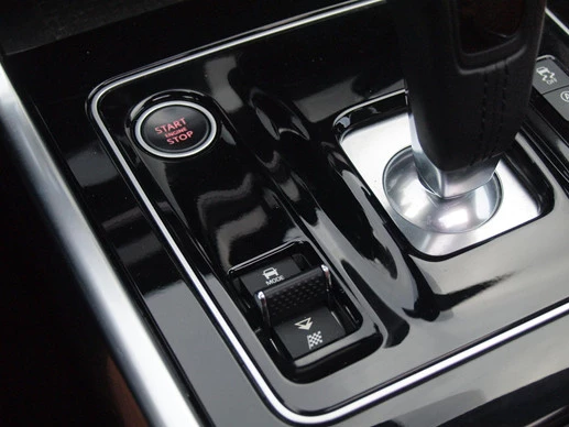 Jaguar XE - Afbeelding 29 van 30