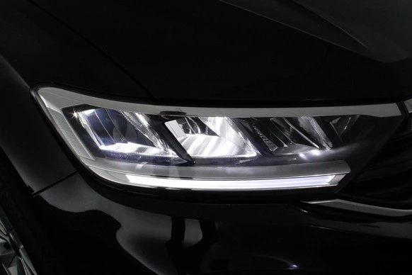 Volkswagen T-Roc - Afbeelding 4 van 30