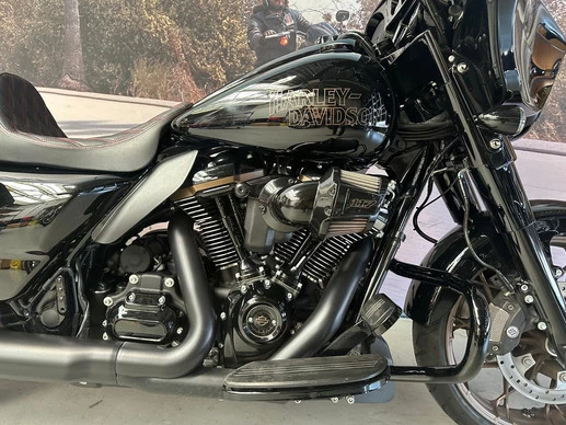 Harley-Davidson Street Glide - Afbeelding 5 van 10
