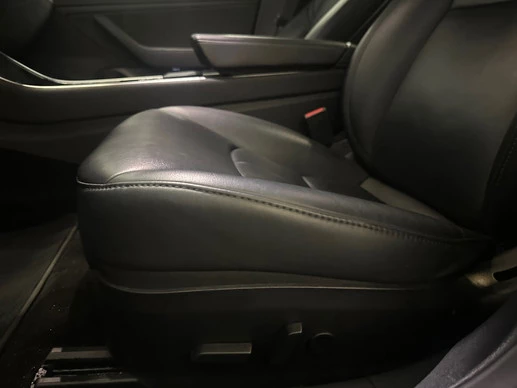 Tesla Model 3 - Afbeelding 12 van 22