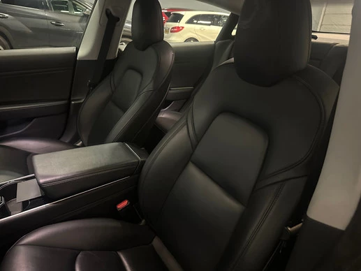 Tesla Model 3 - Afbeelding 14 van 22