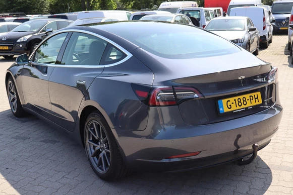 Tesla Model 3 - Afbeelding 9 van 30