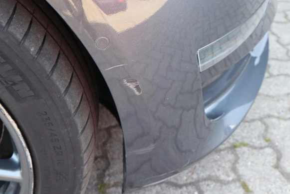 Tesla Model 3 - Afbeelding 15 van 30