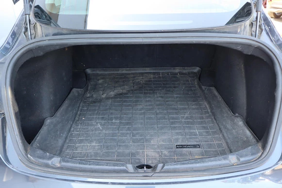 Tesla Model 3 - Afbeelding 19 van 30