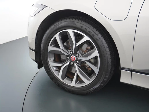 Jaguar I-PACE - Afbeelding 13 van 30