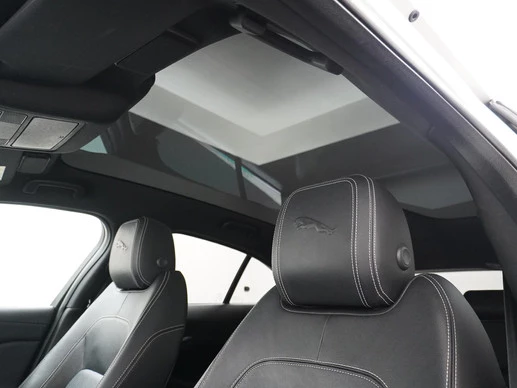 Jaguar I-PACE - Afbeelding 20 van 30