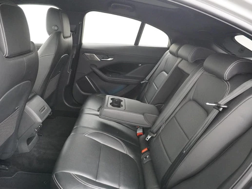 Jaguar I-PACE - Afbeelding 22 van 30