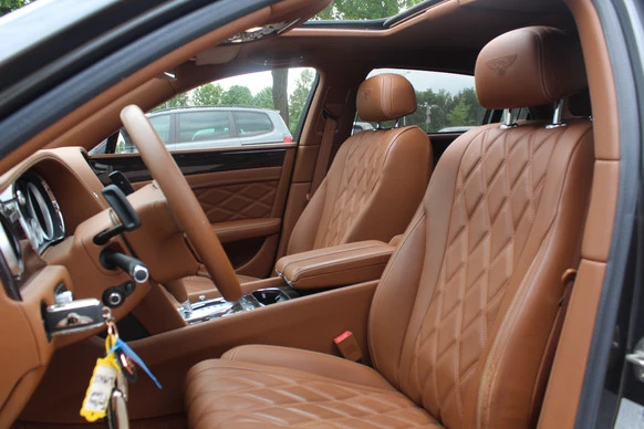 Bentley Flying Spur - Afbeelding 4 van 30