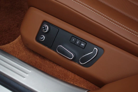 Bentley Flying Spur - Afbeelding 29 van 30