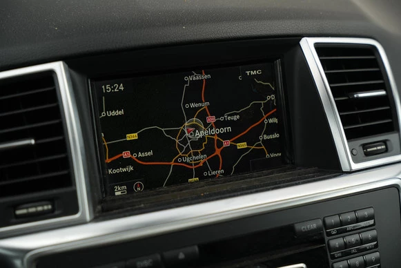 Mercedes-Benz M-Klasse - Afbeelding 18 van 30