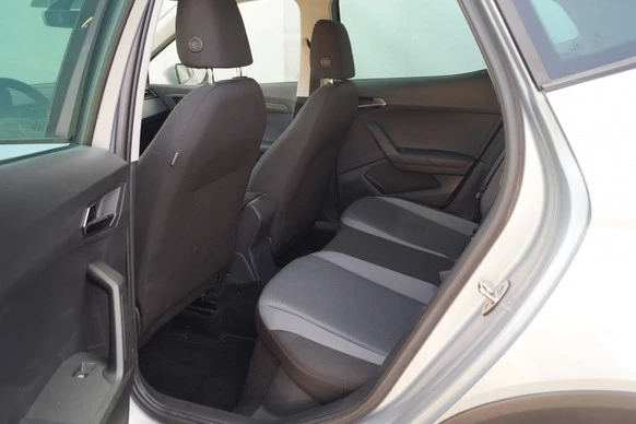 SEAT Arona - Afbeelding 8 van 28