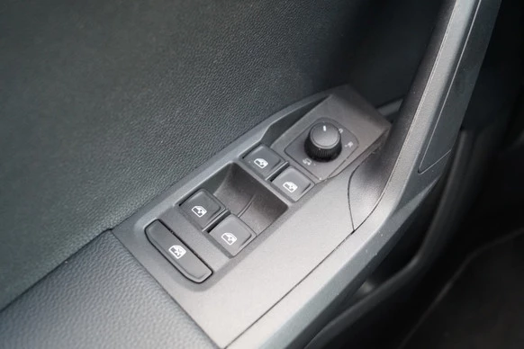 SEAT Arona - Afbeelding 22 van 28