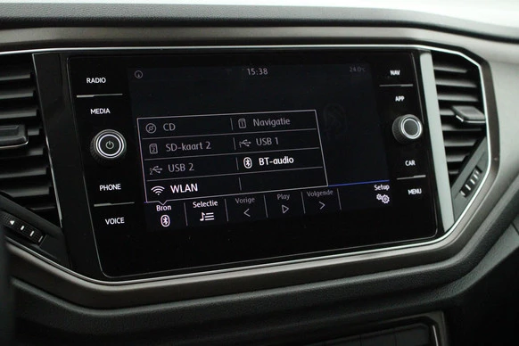 Volkswagen T-Roc - Afbeelding 25 van 30