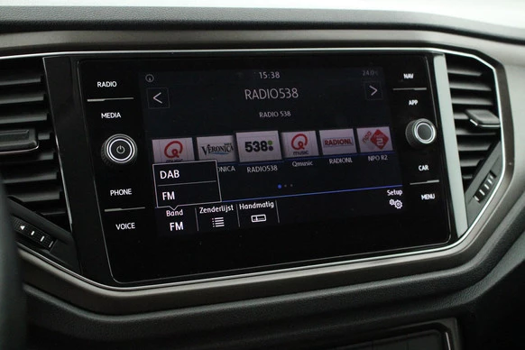 Volkswagen T-Roc - Afbeelding 26 van 30