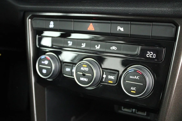 Volkswagen T-Roc - Afbeelding 27 van 30