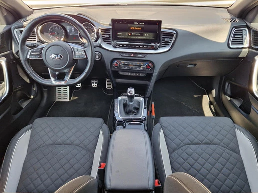 Kia Ceed - Afbeelding 11 van 30