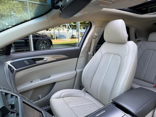 Lincoln MKZ - Afbeelding 13 van 22