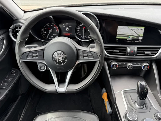 Alfa Romeo Giulia - Afbeelding 10 van 30