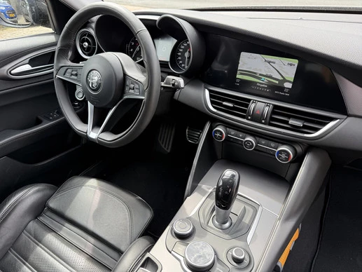 Alfa Romeo Giulia - Afbeelding 26 van 30