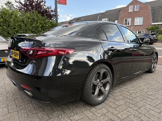 Alfa Romeo Giulia - Afbeelding 6 van 30