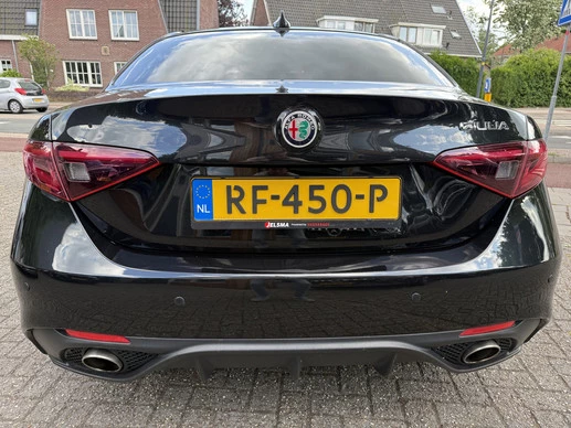 Alfa Romeo Giulia - Afbeelding 23 van 30