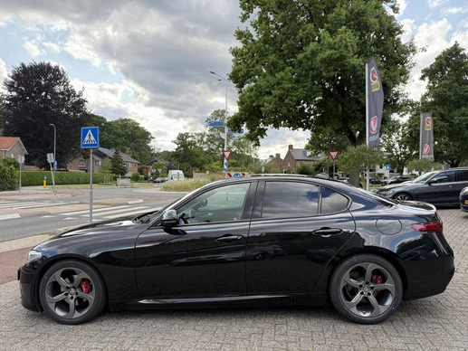 Alfa Romeo Giulia - Afbeelding 28 van 30
