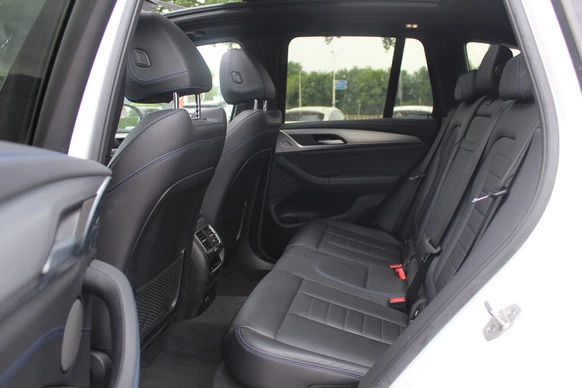 BMW iX3 - Afbeelding 11 van 30