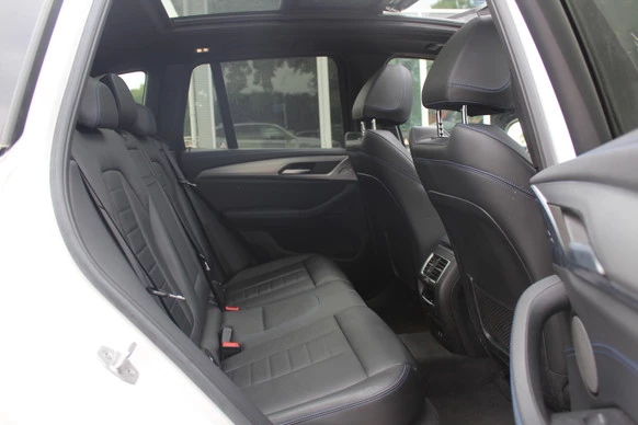 BMW iX3 - Afbeelding 12 van 30