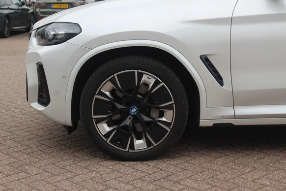 BMW iX3 - Afbeelding 14 van 30