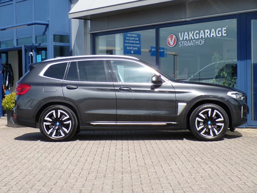 BMW iX3 - Afbeelding 28 van 30