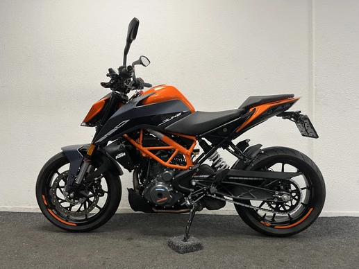 KTM 390 - Afbeelding 13 van 22
