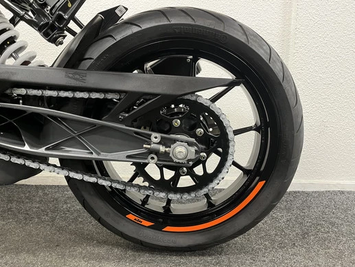 KTM 390 - Afbeelding 18 van 22