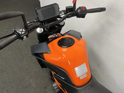 KTM 390 - Afbeelding 19 van 22