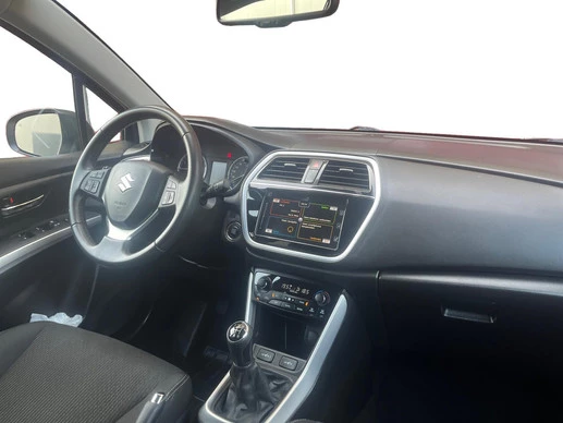 Suzuki S-Cross - Afbeelding 8 van 30