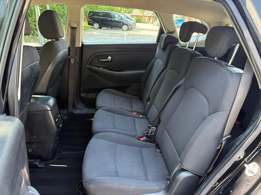 Kia Carens - Afbeelding 27 van 30