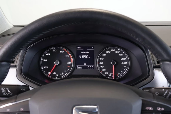 SEAT Arona - Afbeelding 18 van 25