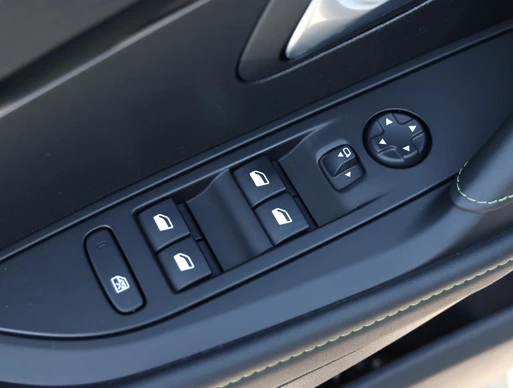 Peugeot e-208 - Afbeelding 23 van 30