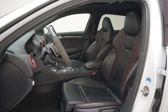 Audi RS3 - Afbeelding 11 van 30
