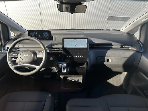 Hyundai Staria - Afbeelding 2 van 30