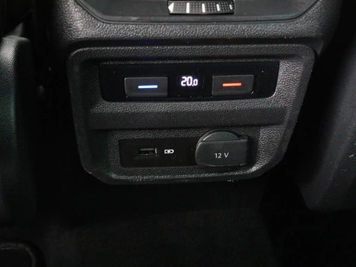 Volkswagen Tiguan - Afbeelding 28 van 30