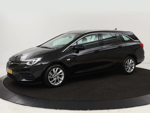 Opel Astra - Afbeelding 1 van 30