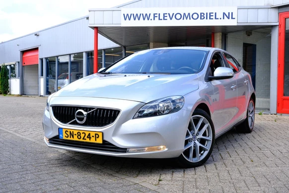 Volvo V40 - Afbeelding 1 van 30