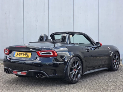 Fiat 124 Spider - Afbeelding 9 van 30