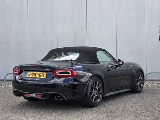 Fiat 124 Spider - Afbeelding 10 van 30