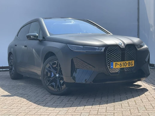 BMW iX - Afbeelding 1 van 30
