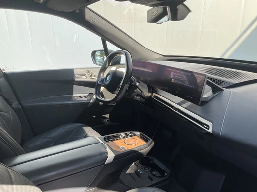 BMW iX - Afbeelding 3 van 30